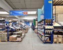 Opremanje velikih prodajnih prostora ili skladišta